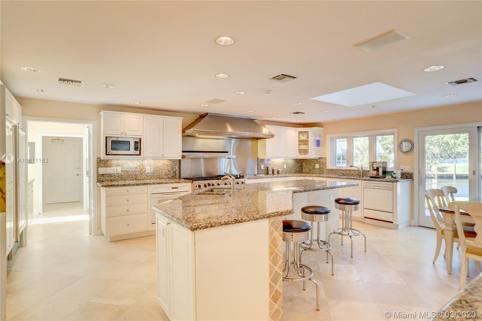 Bay Colony - Residential