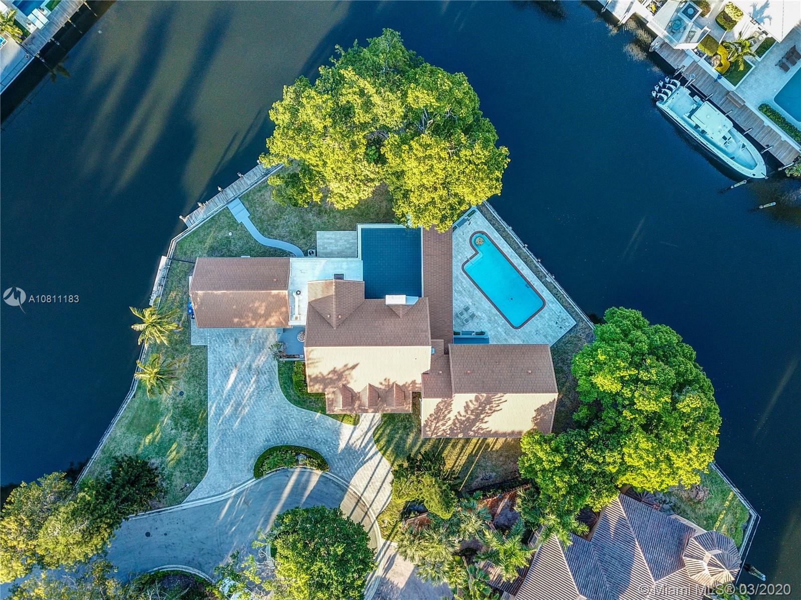 Bay Colony - Residential