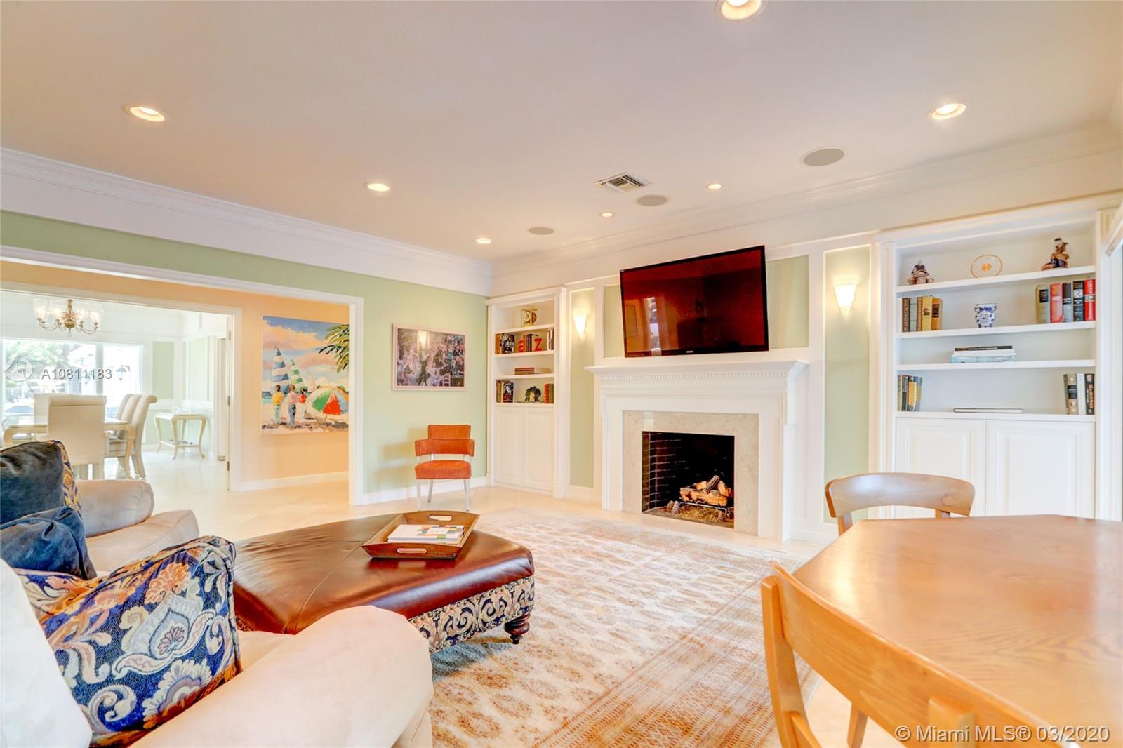 Bay Colony - Residential