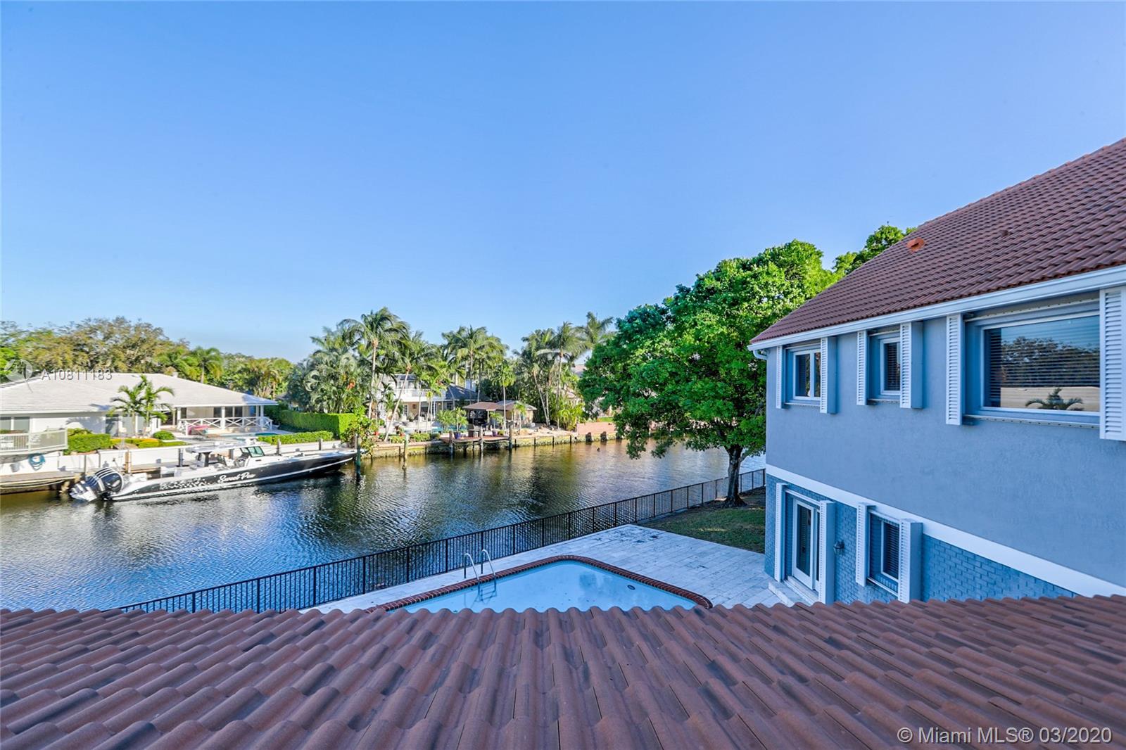 Bay Colony - Residential