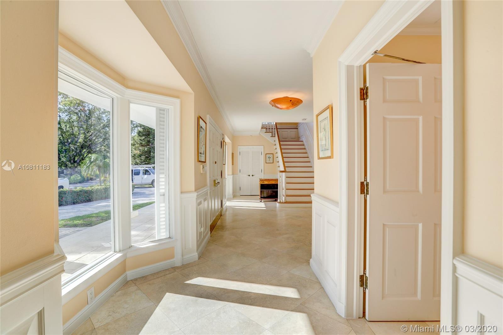 Bay Colony - Residential