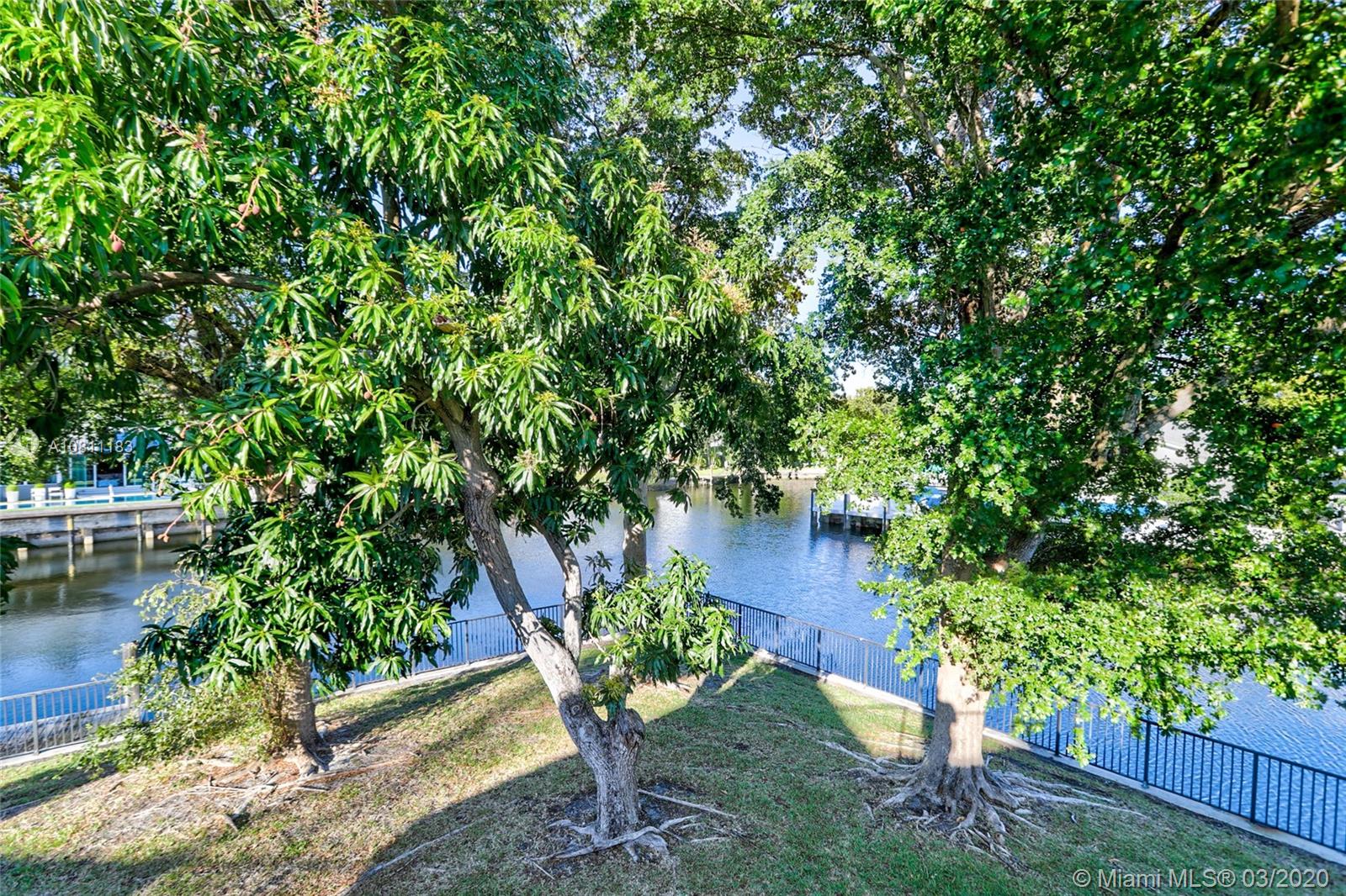 Bay Colony - Residential