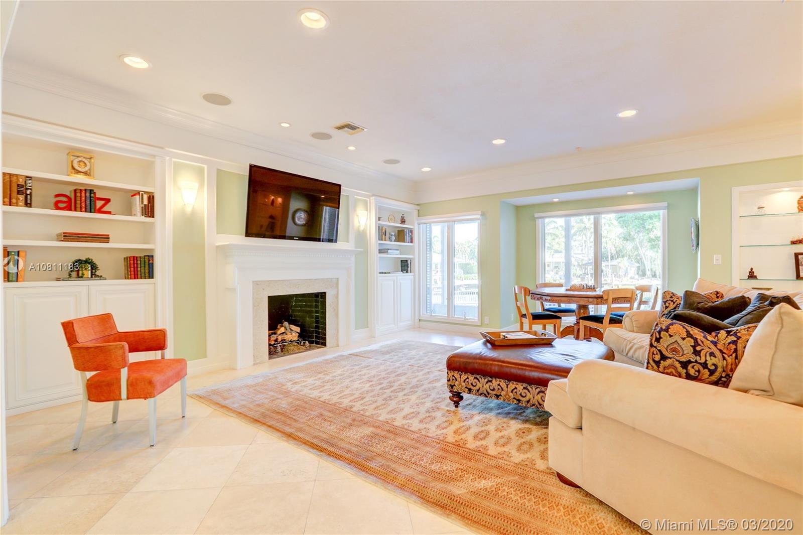 Bay Colony - Residential