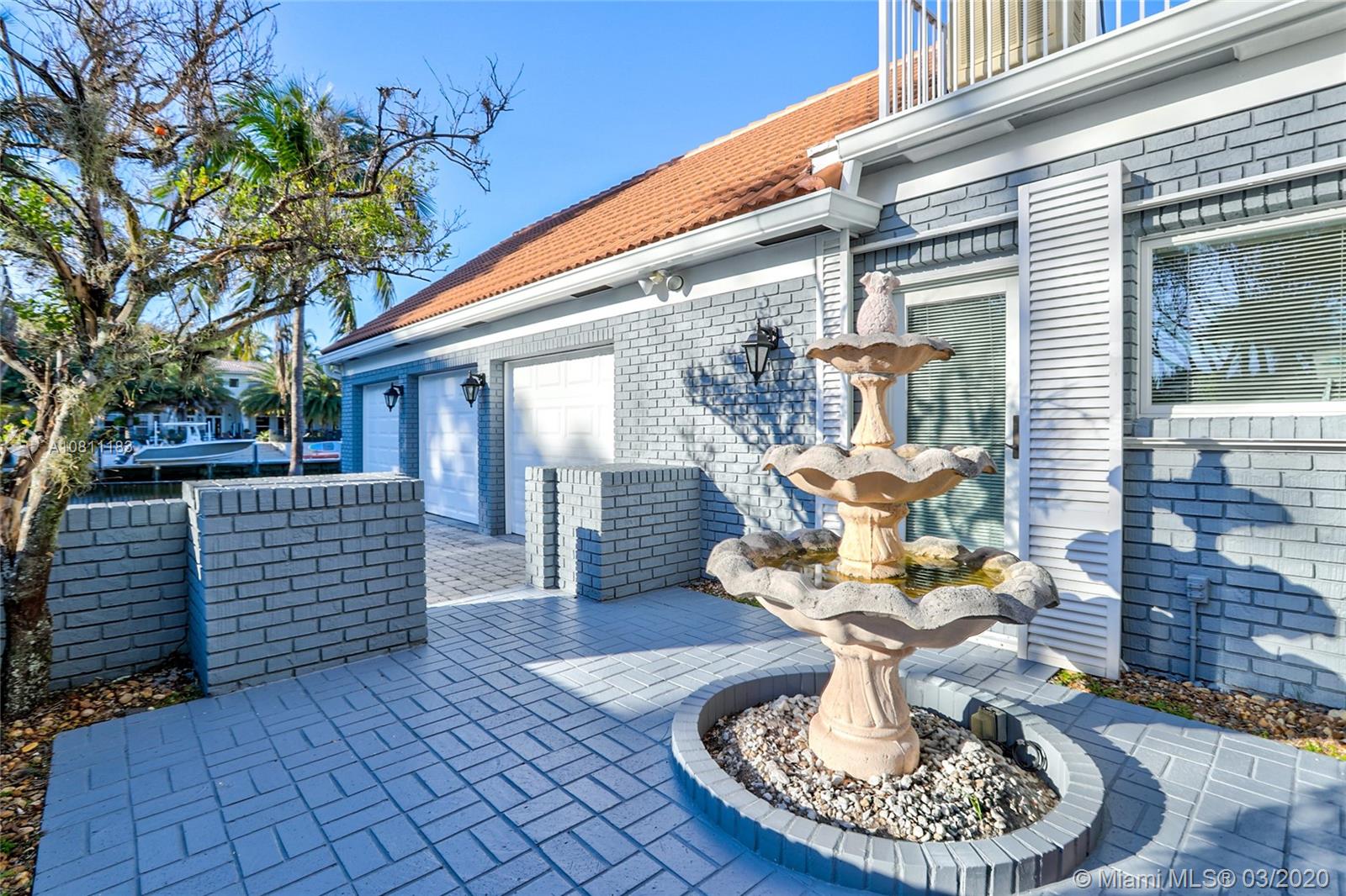 Bay Colony - Residential