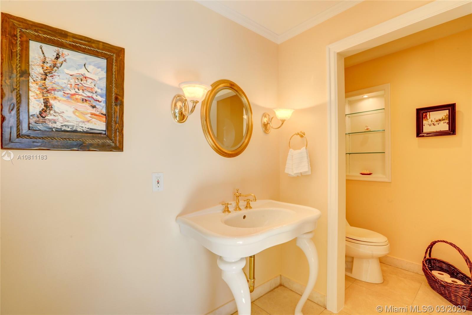 Bay Colony - Residential