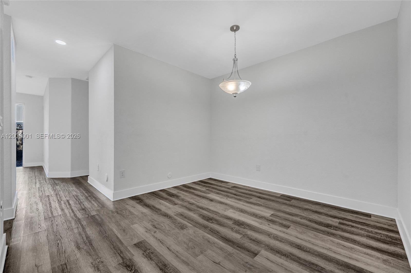 KEYS GARDEN - Residential