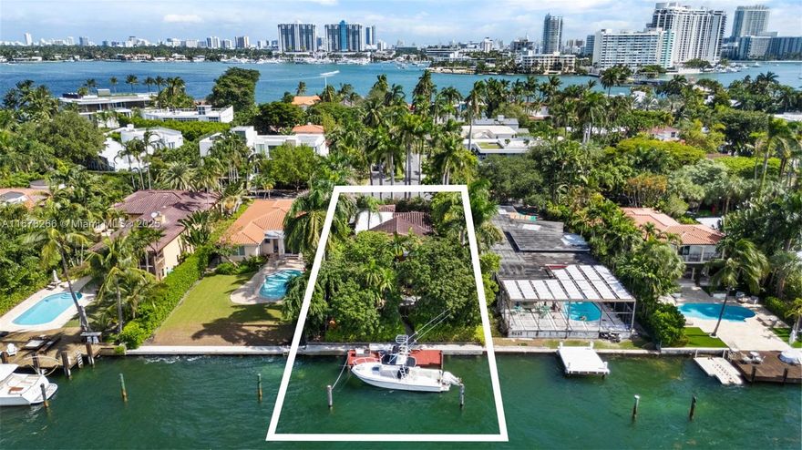 Premier Western Exposure Bayfront with 60' of linear Frontage on the highly desirable Northern side of Rivo Alto Island with Downtown Miami skyline views. Ready for re-development - offering privacy and an incredible lifestyle.  Located within walking distance to Sunset Harbor area & major South Beach attractions.  Redone seawall, property measures 60 x 175' Real Sellers.
