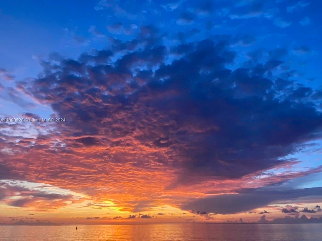 MAR-AZUL CONDO - Residential