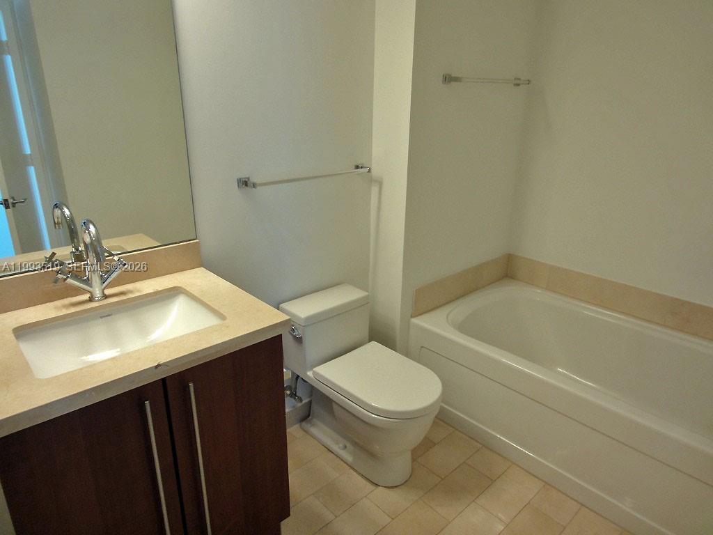 THE AXIS ON BRICKELL II C - Residential