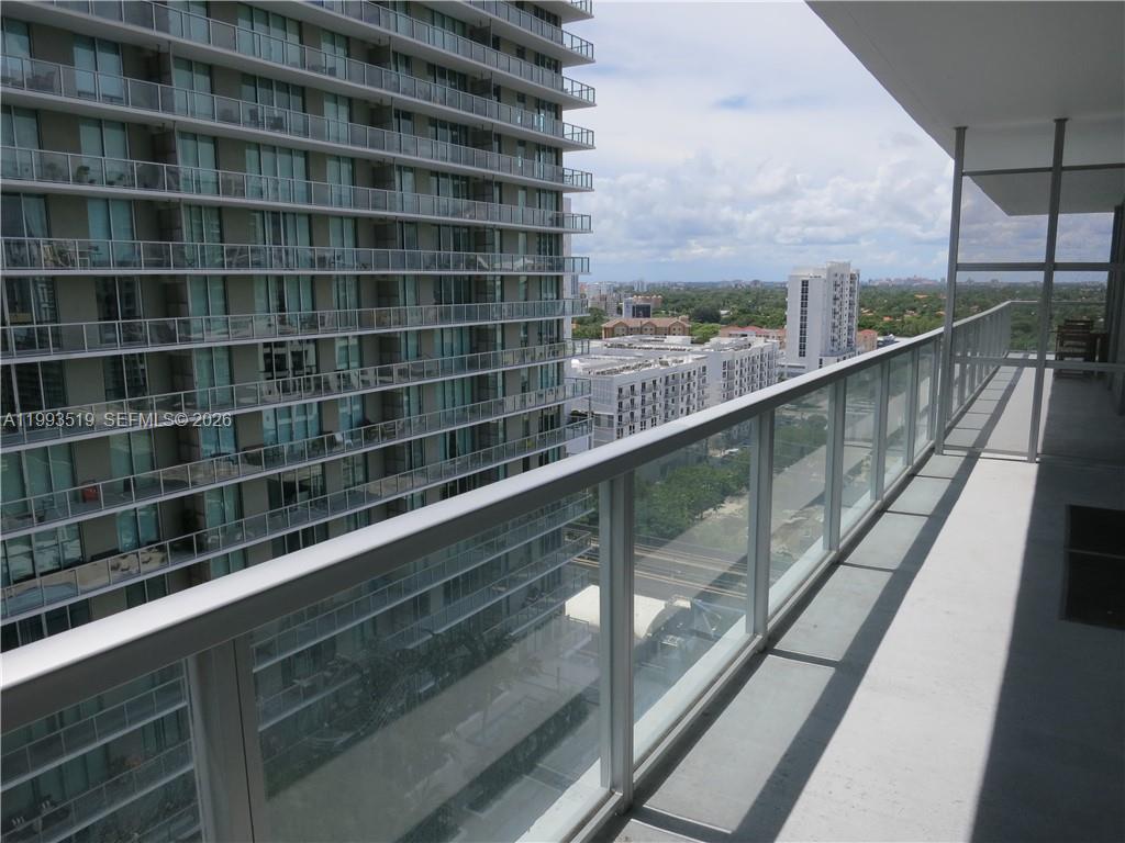 THE AXIS ON BRICKELL II C - Residential