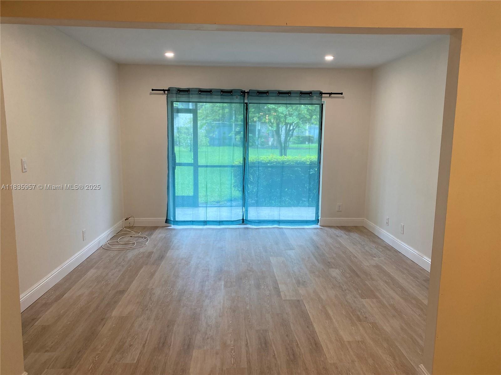 3119 Oakland Shores Dr C107