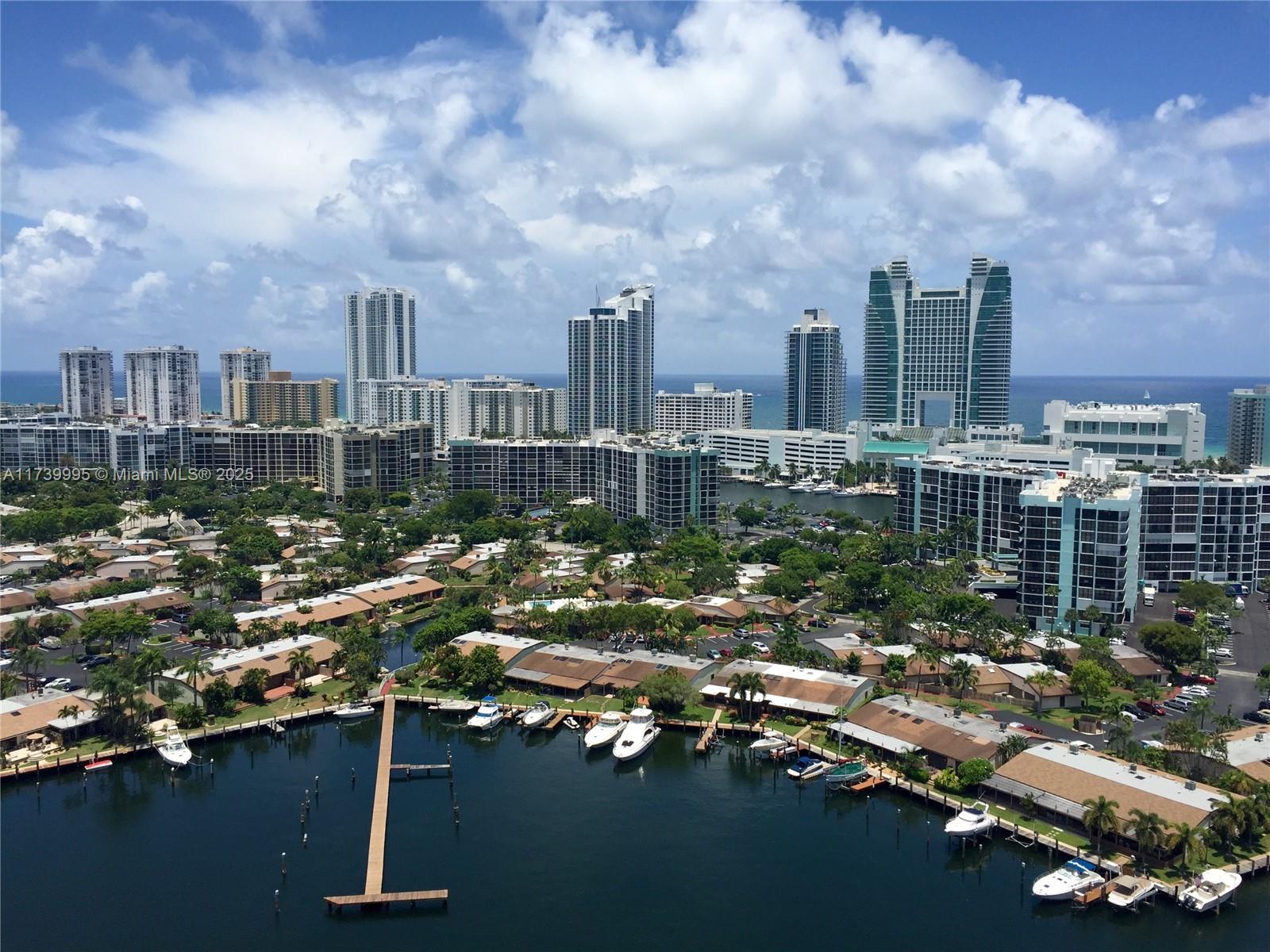 300 Three Islands Blvd 520