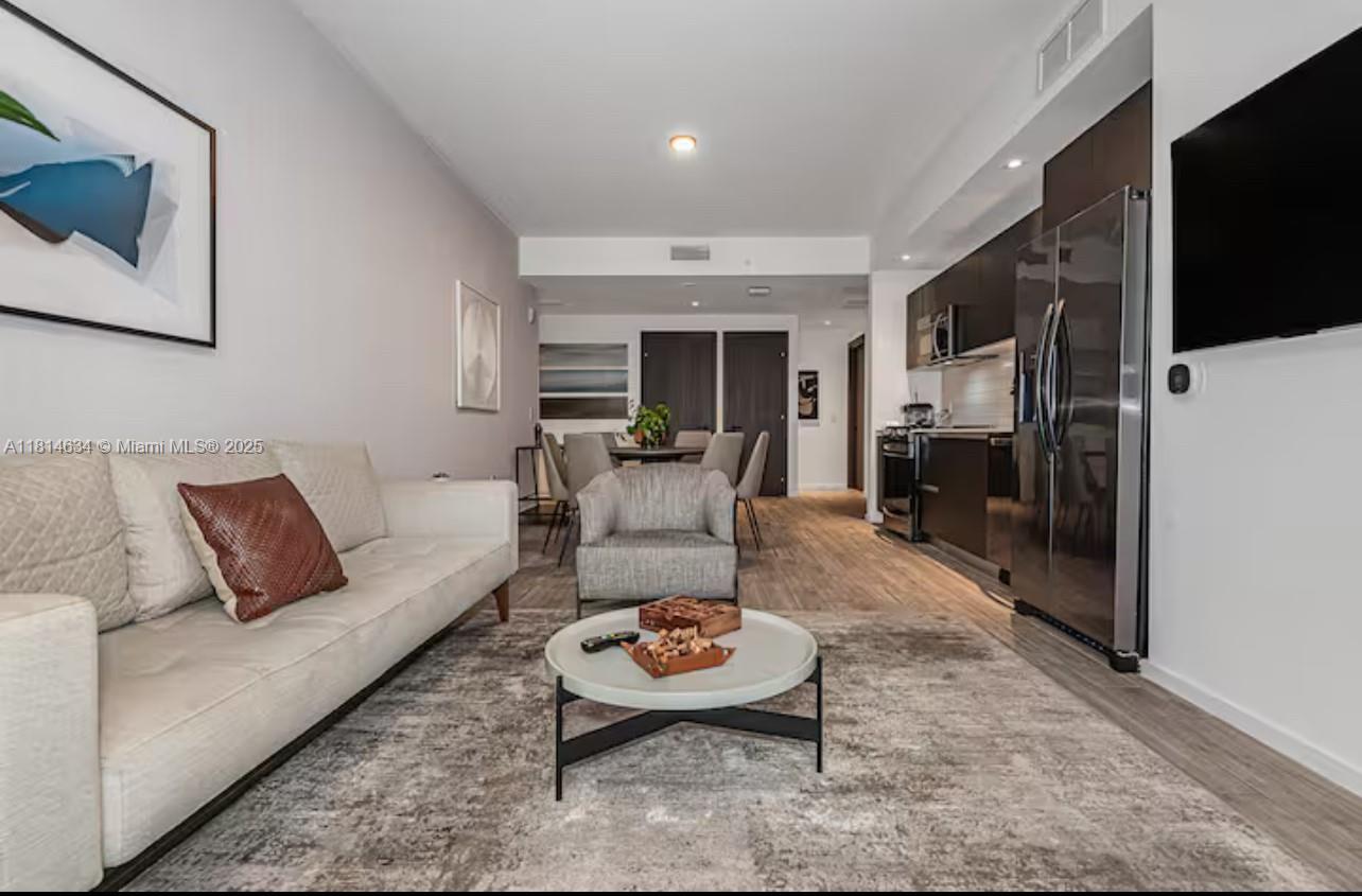 THE ELSER - Residential Lease