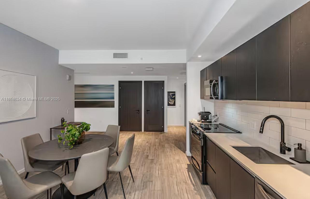 THE ELSER - Residential Lease