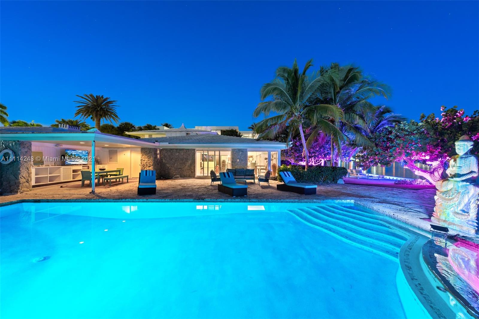 BELLE MEADE ISLAND - Residential