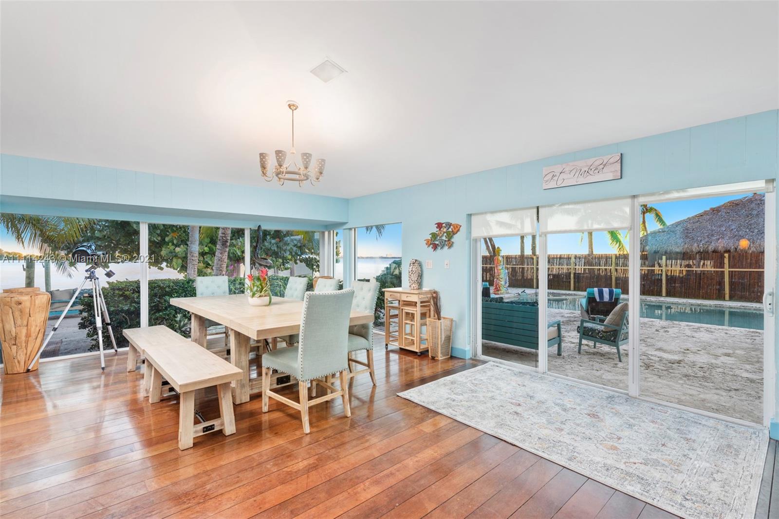 BELLE MEADE ISLAND - Residential