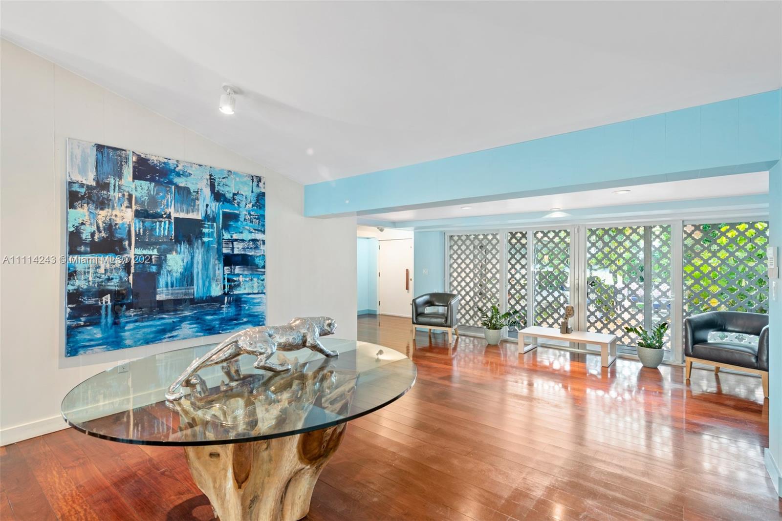 BELLE MEADE ISLAND - Residential