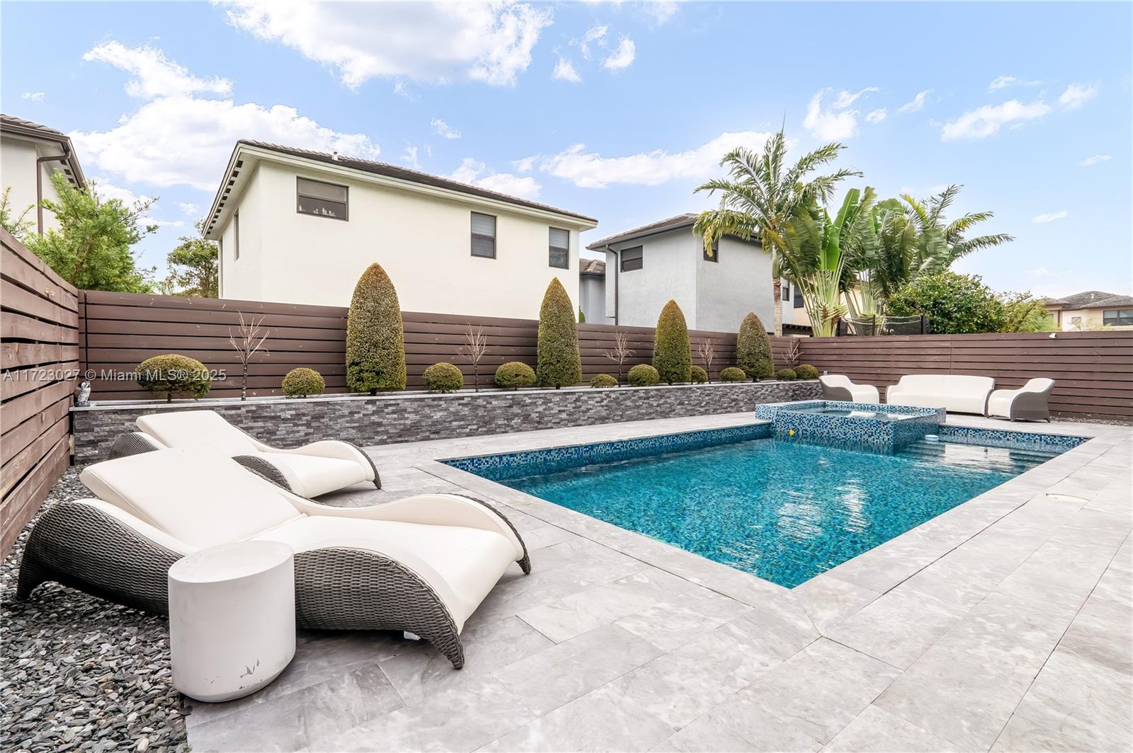 8762 Nw 158th St, Miami Lakes, Miami-Dade County, Florida - 5 Bedrooms  
4 Bathrooms - 