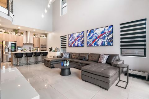 8762 NW 158th St Miami Lakes FL 33018