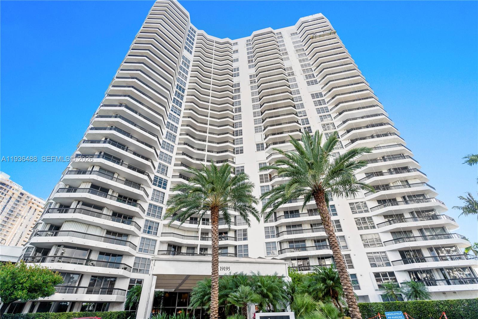 MYSTIC POINTE CONDO NO TW - Residential