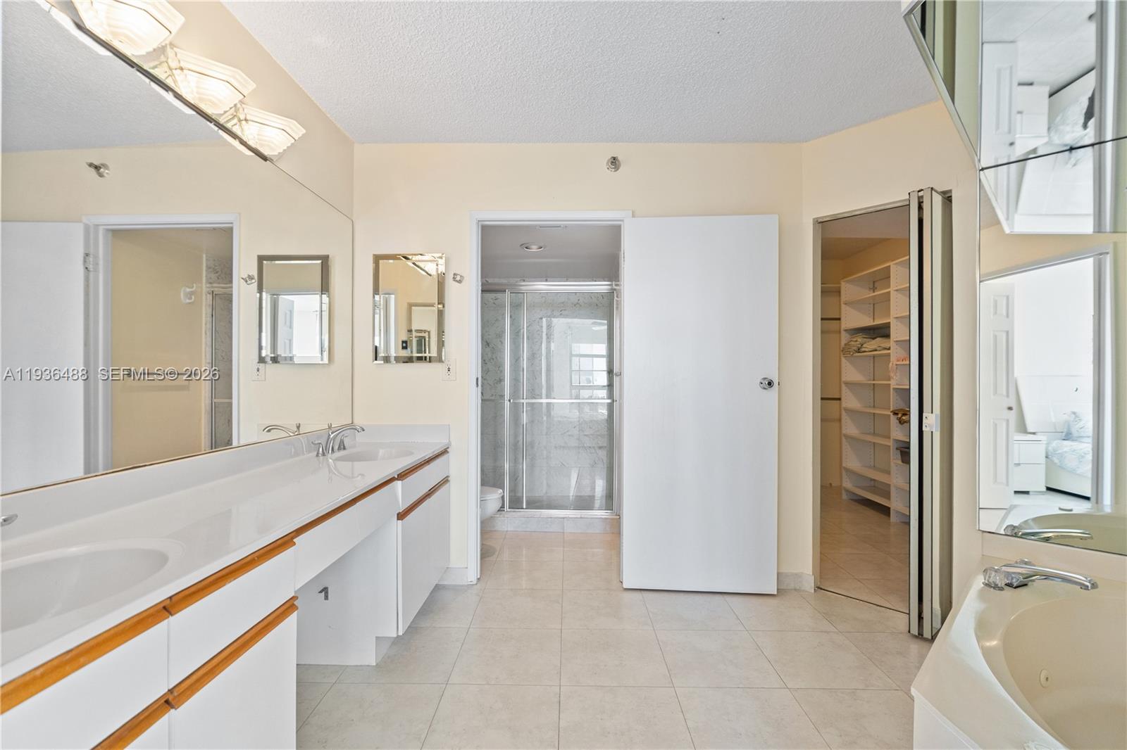 MYSTIC POINTE CONDO NO TW - Residential