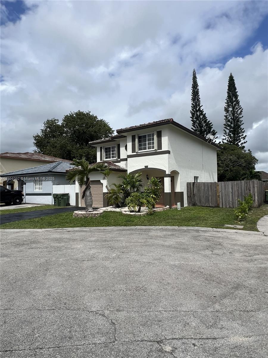 GARDENS OF HOMESTEAD - Residential