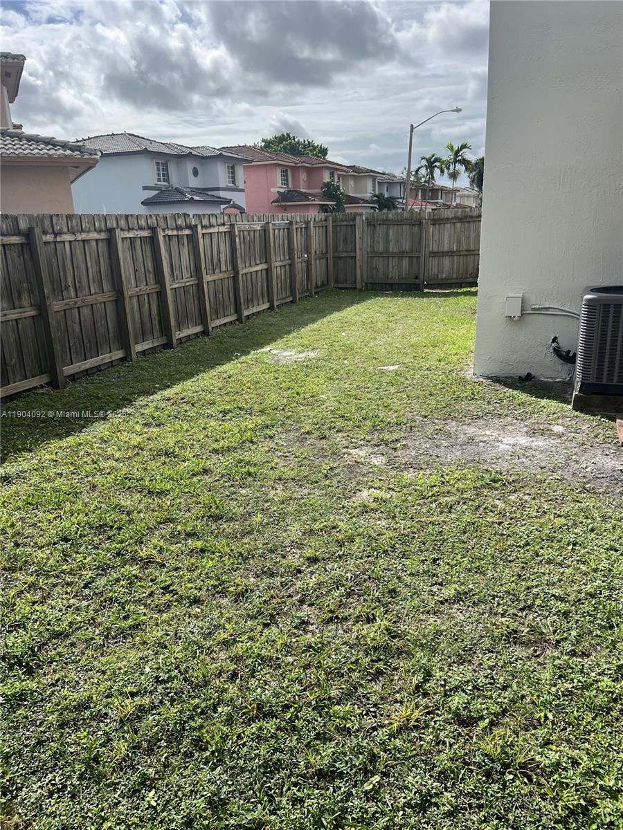 GARDENS OF HOMESTEAD - Residential