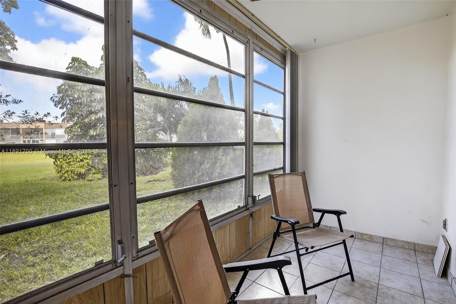 SUNRISE LAKES 90 CONDO - Residential