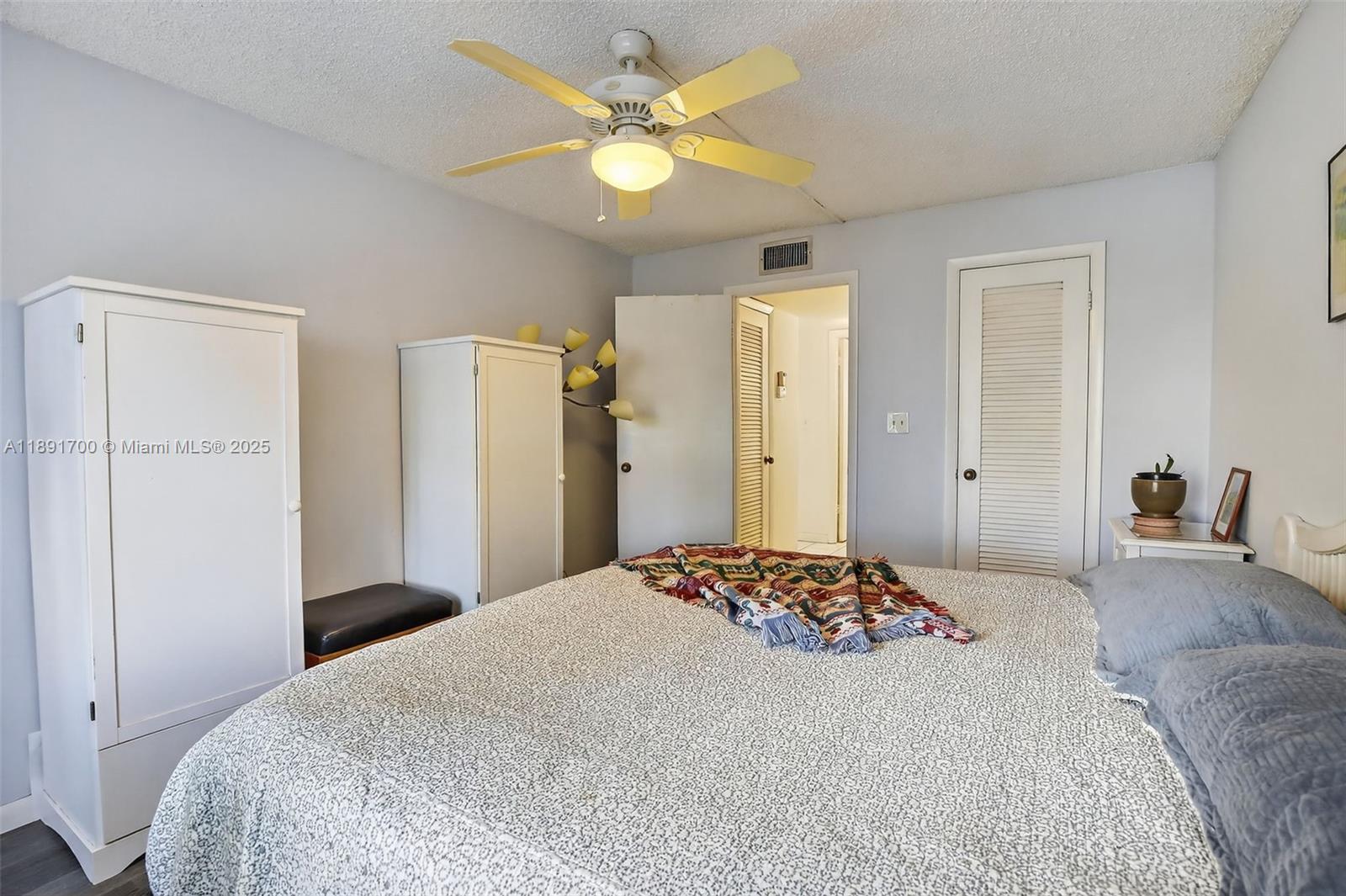 SUNRISE LAKES 90 CONDO - Residential