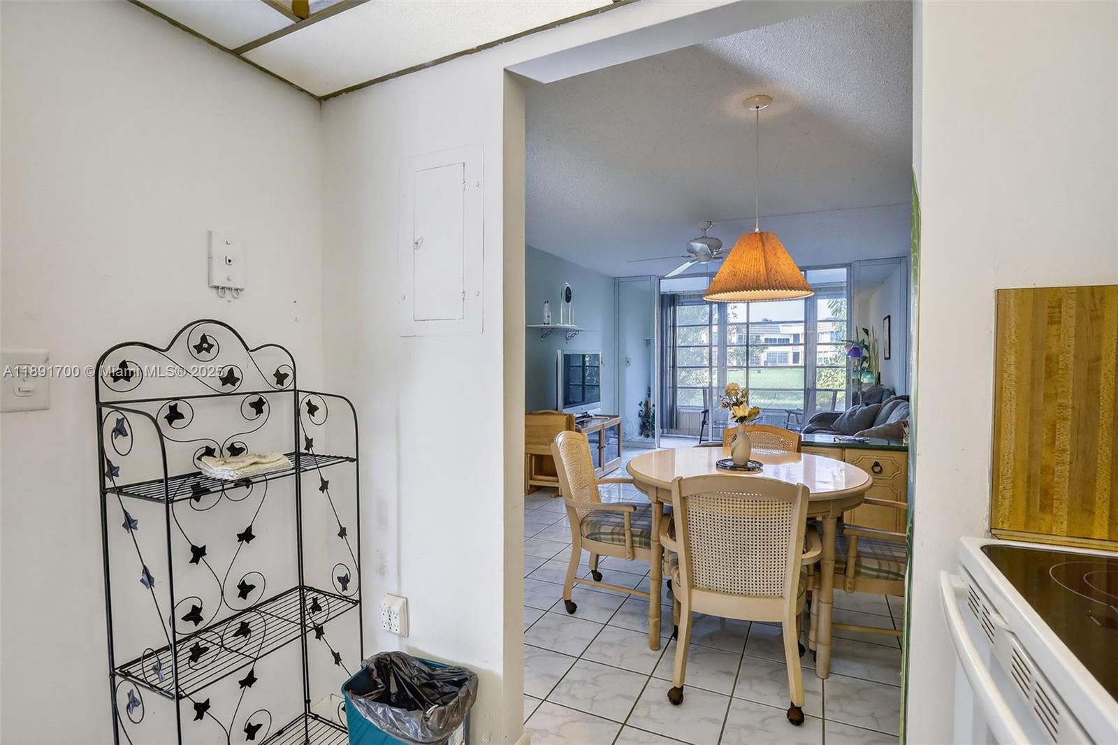 SUNRISE LAKES 90 CONDO - Residential