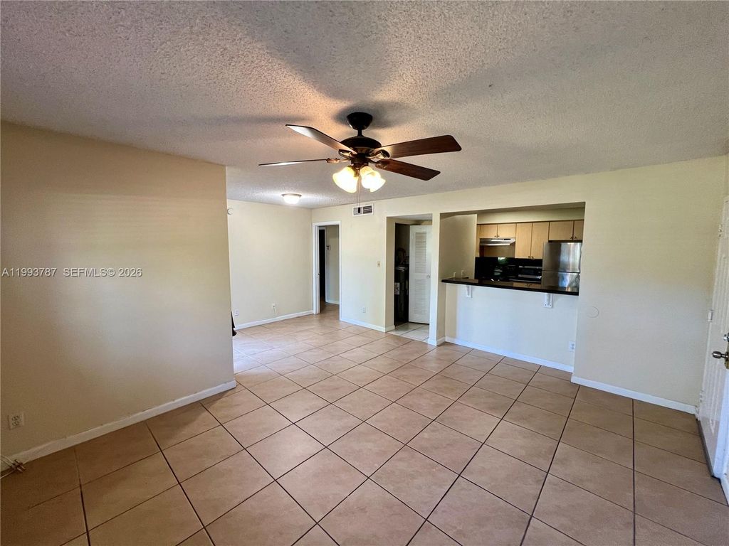 Photo of 530 S Park Rd #15-11, Hollywood, FL 33021 (MLS # A11993787)