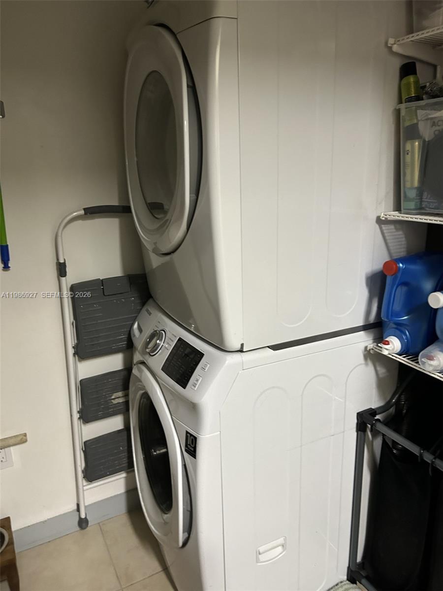 KEYSTONE VILLAS CONDO - Residential Lease