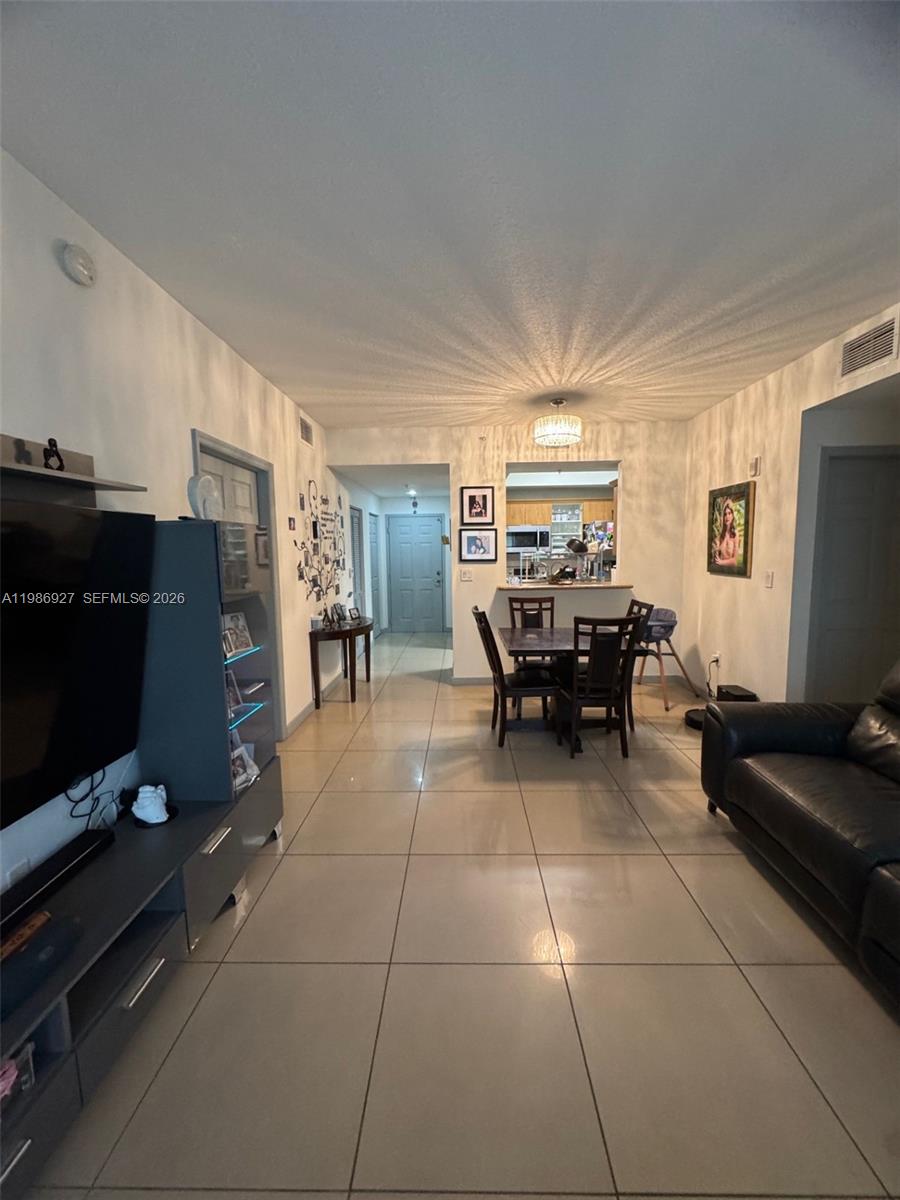 KEYSTONE VILLAS CONDO - Residential Lease