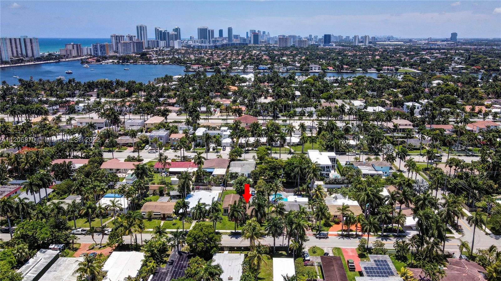 HOLLYWOOD LAKES SEC - Residential