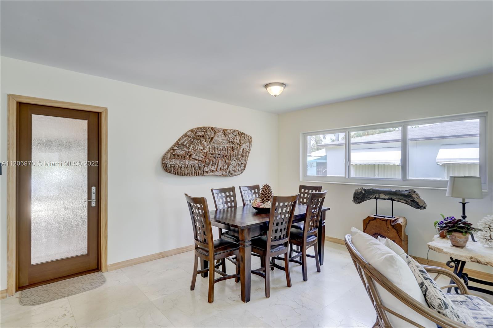 HOLLYWOOD LAKES SEC - Residential