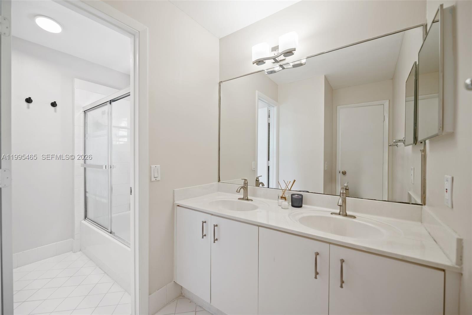 SECTOR 4 - Residential