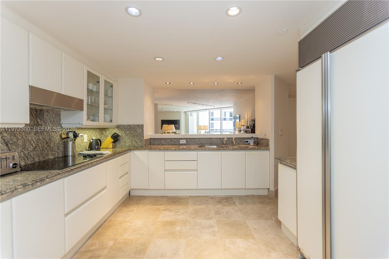 SOLIMAR CONDO - Residential