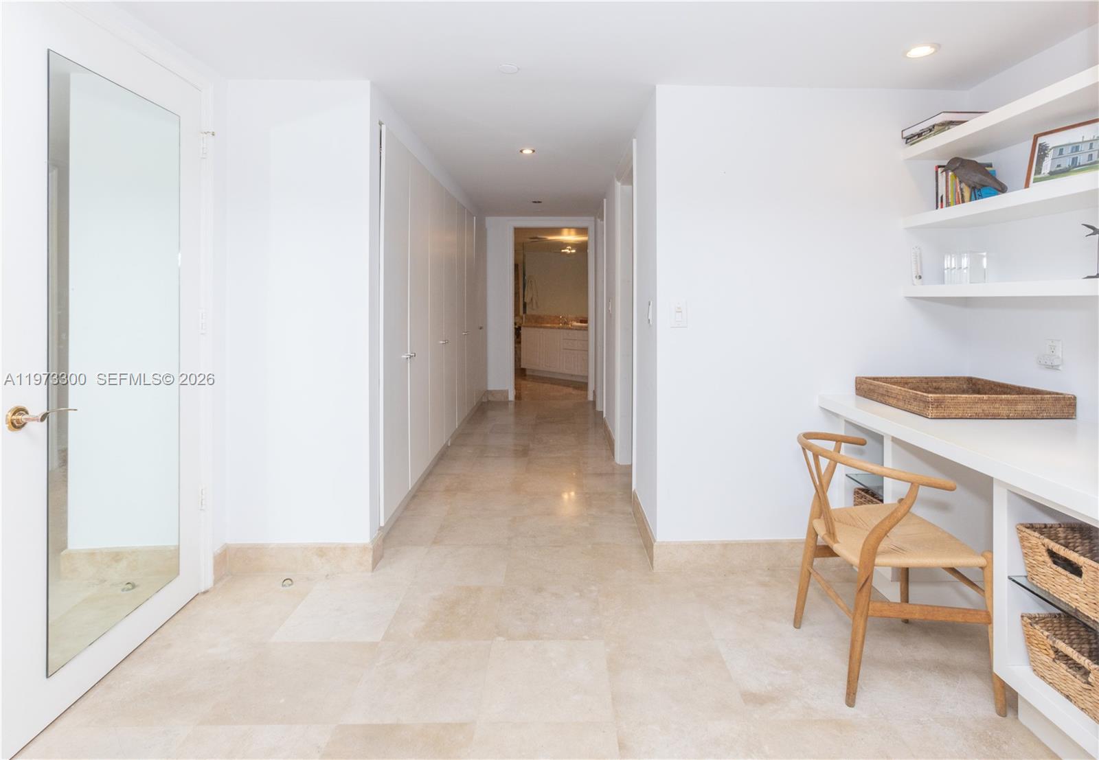 SOLIMAR CONDO - Residential