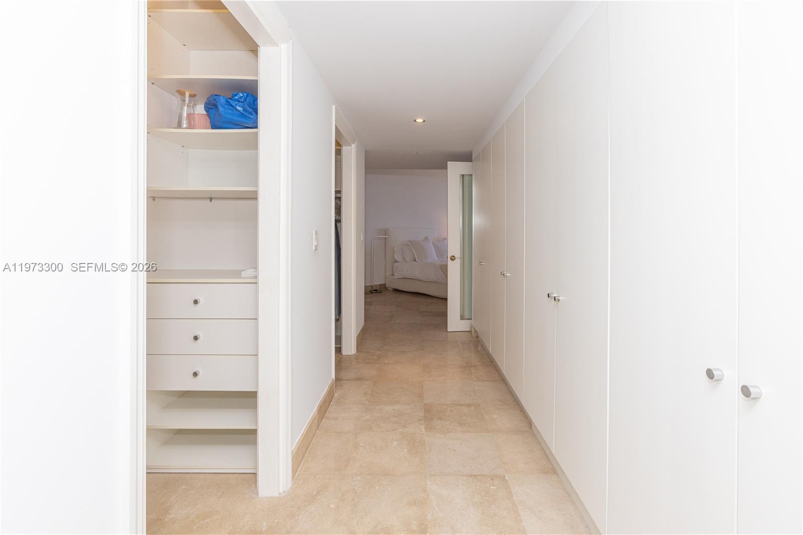 SOLIMAR CONDO - Residential