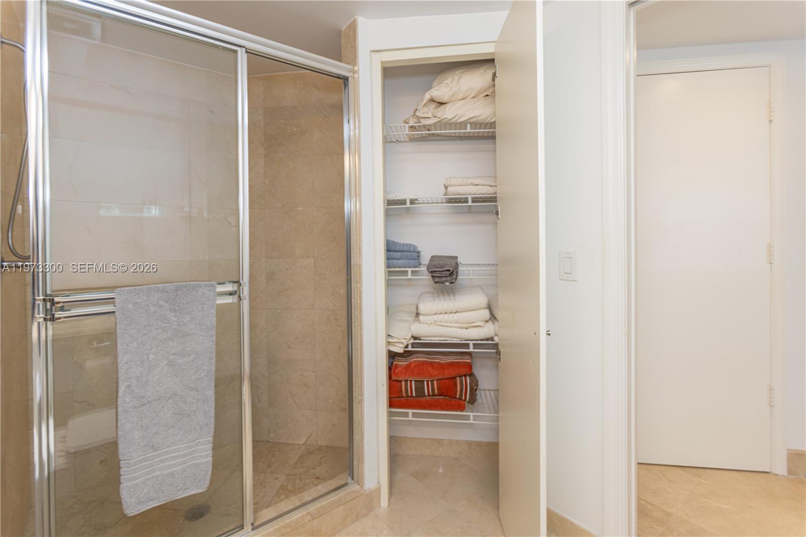 SOLIMAR CONDO - Residential