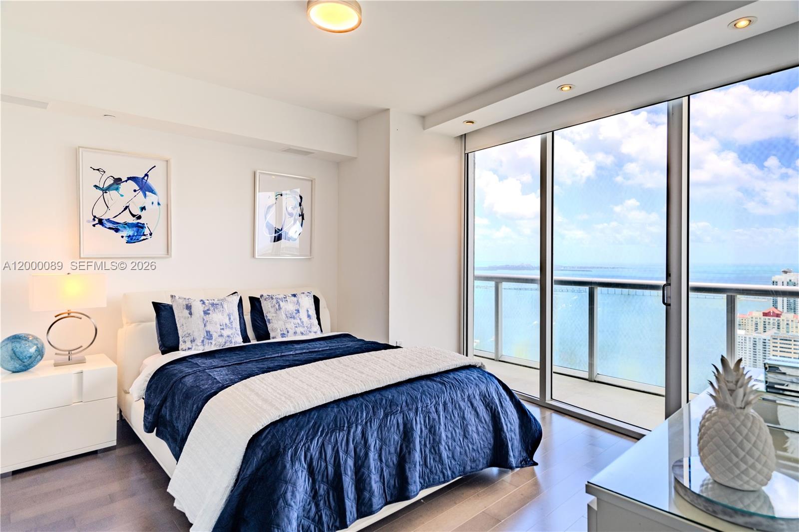 ICON BRICKELL NO TWO - Residential