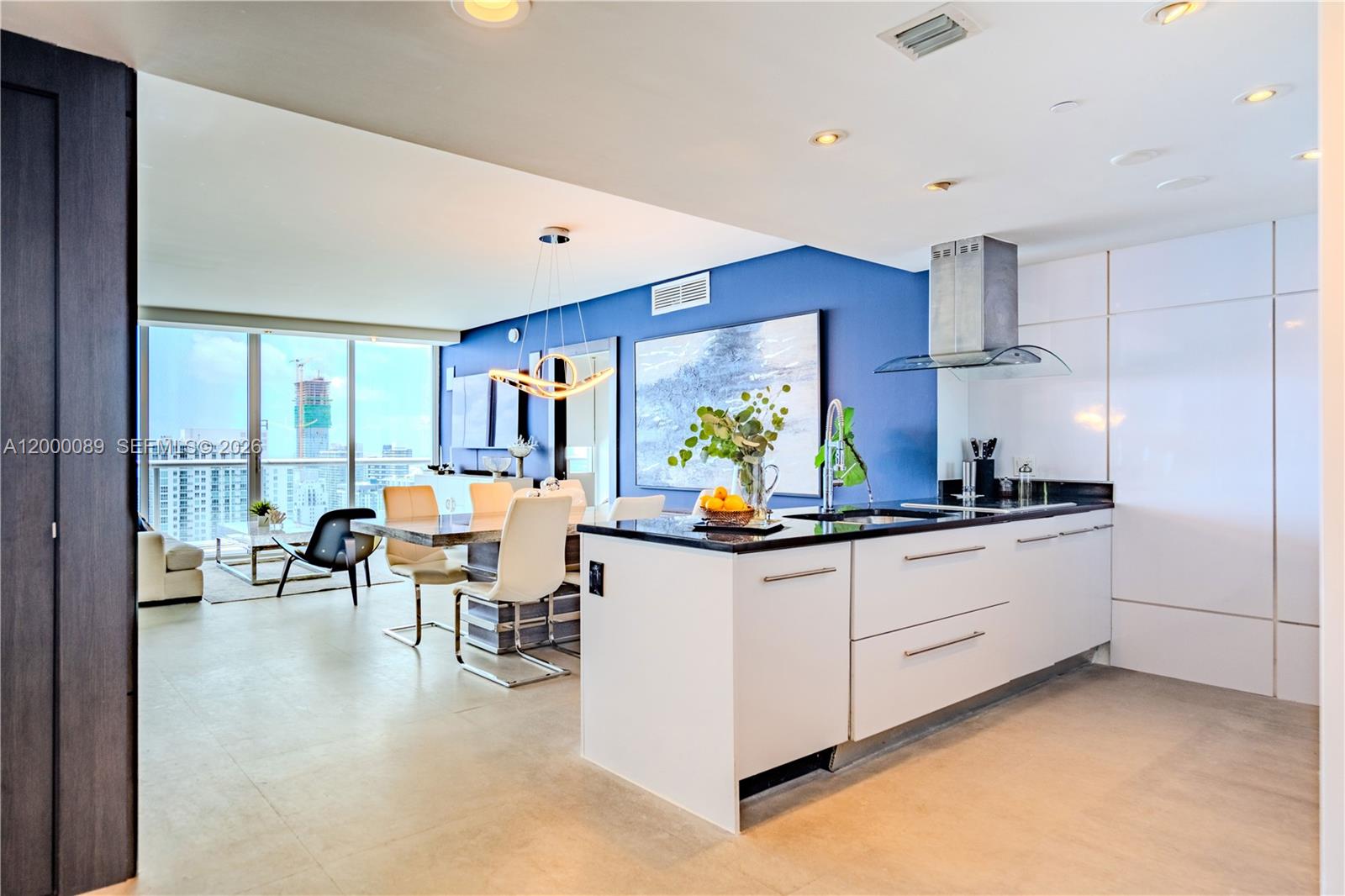 495 Brickell Ave PH-5703