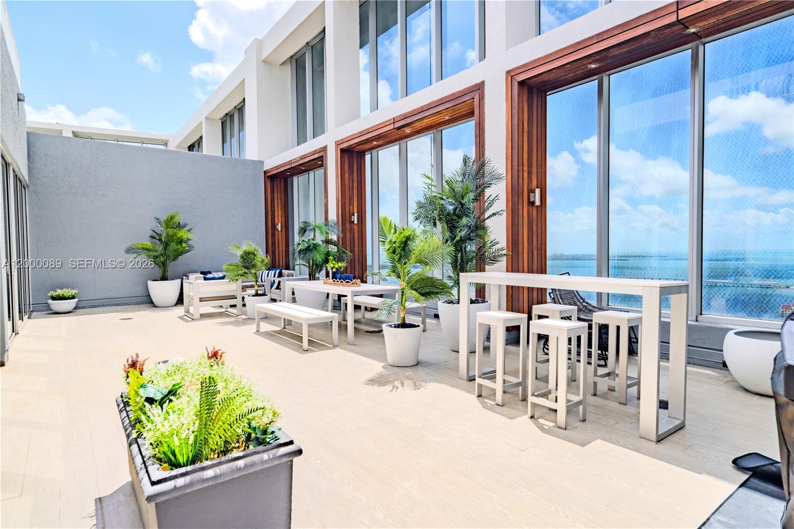 ICON BRICKELL NO TWO - Residential