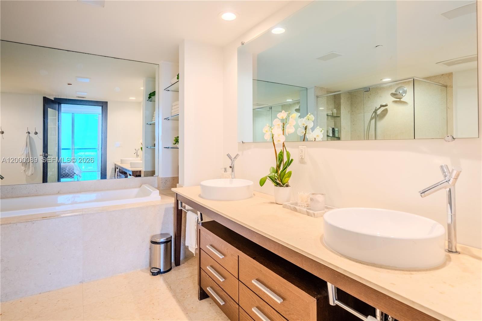 ICON BRICKELL NO TWO - Residential