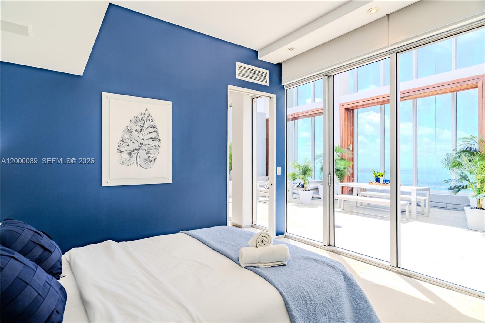 ICON BRICKELL NO TWO - Residential