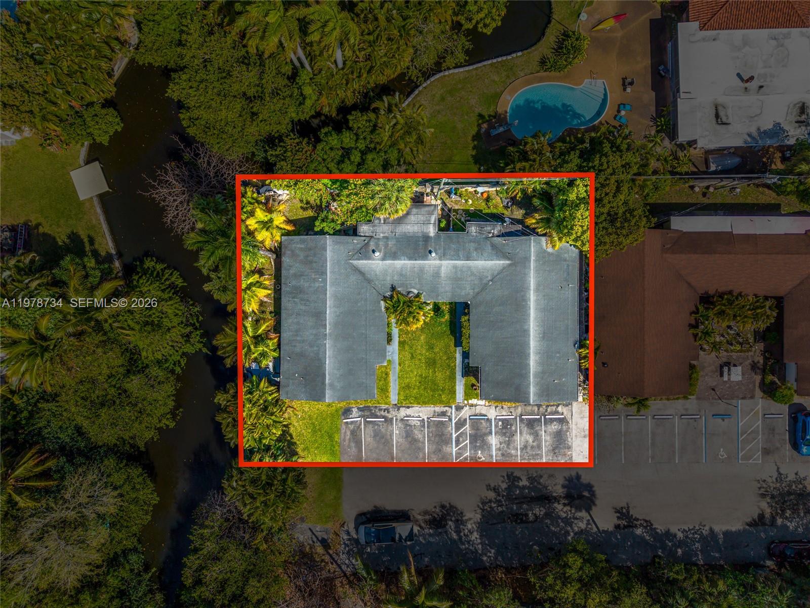 BOULEVARD VILLAS - Residential Income