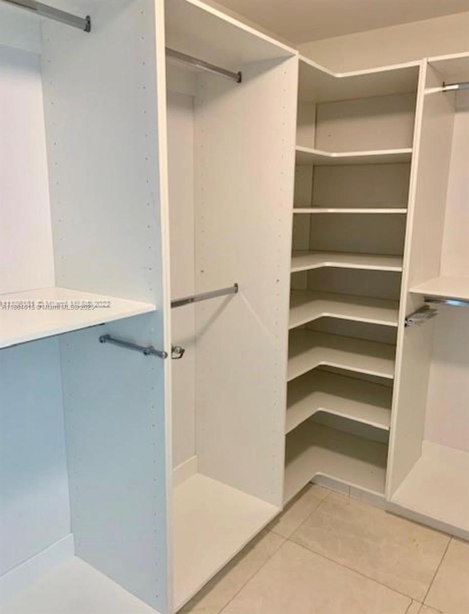 OCEANA KEY BISCAYNE CONDO - Residential Lease