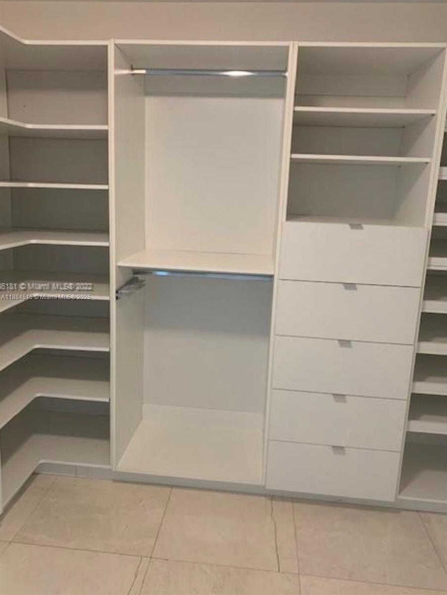 OCEANA KEY BISCAYNE CONDO - Residential Lease