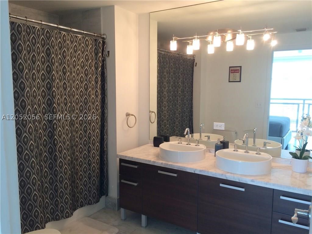 244 Biscayne Blvd 442