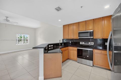 27 SW 6th Ct Pompano Beach FL 33060